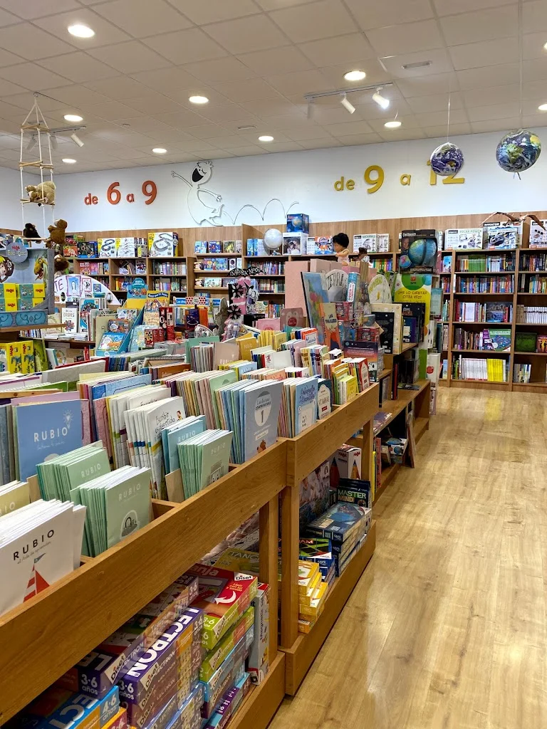 Foto 3 de Baobab Libros - Juegos Sevilla Aljarafe