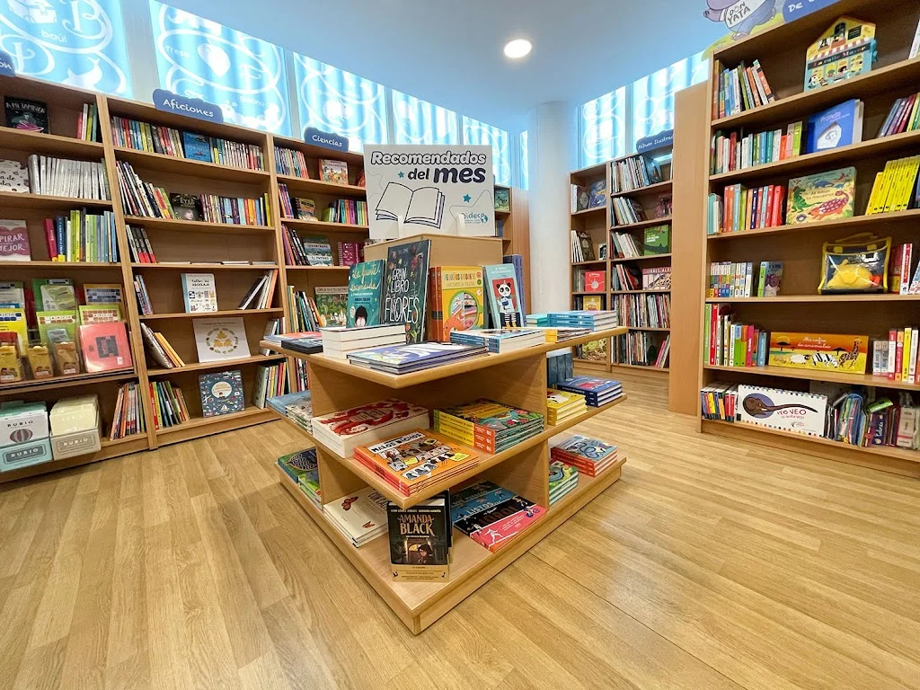 Foto 3 de Dideco Pozuelo Tienda de Juguetes y Libros