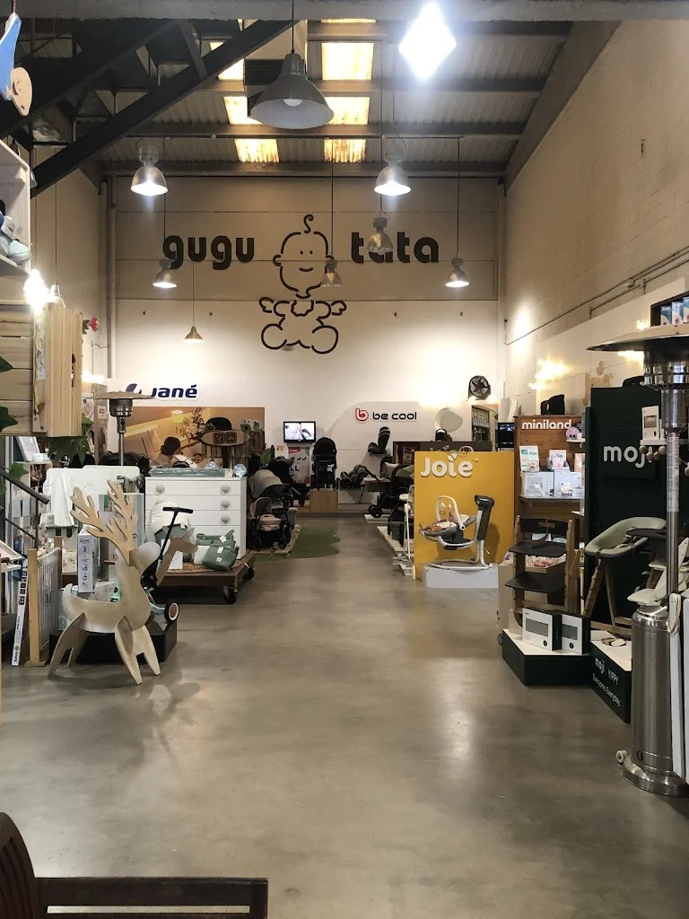 Foto 3 de Gugu Tata