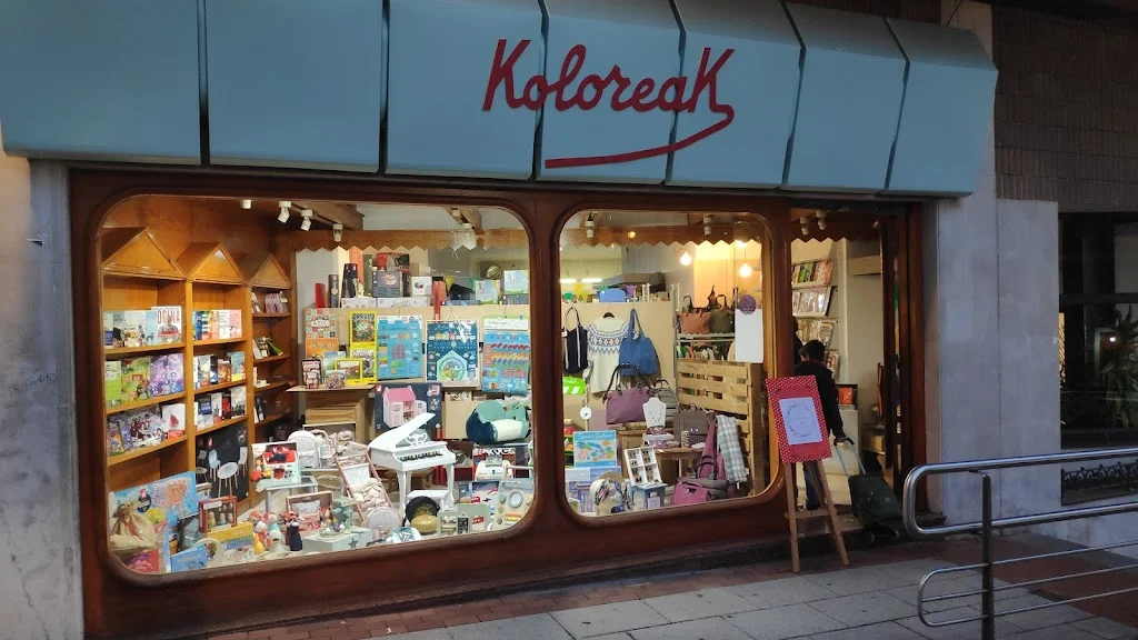 Koloreak Juguetes