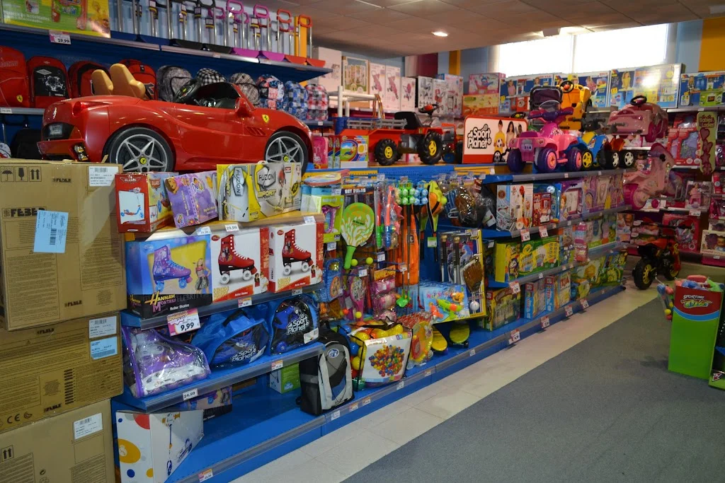 Foto 5 de Mundo Hobby. Toy Planet. Tienda de Juguetes en Marbella.