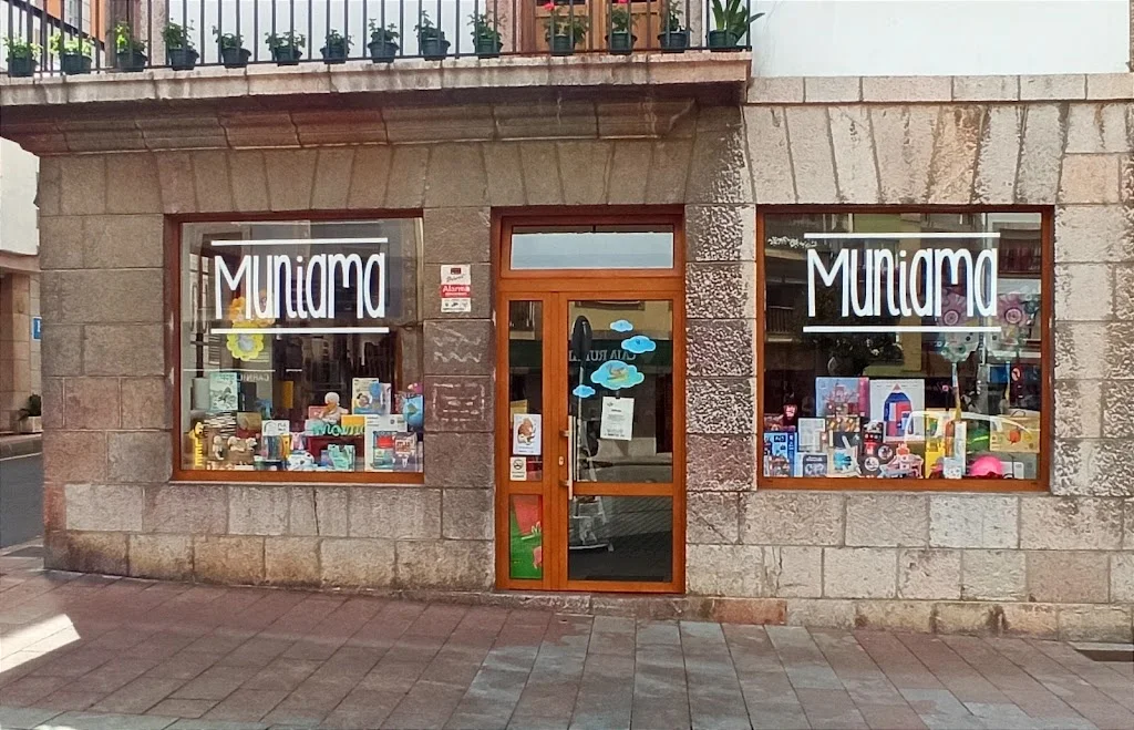 Muniama