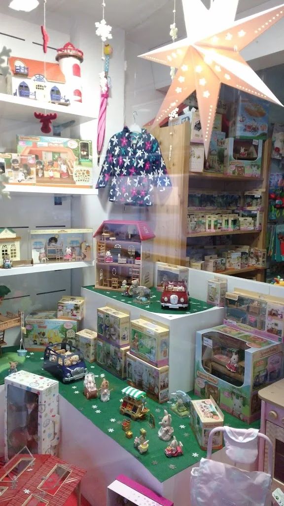 Foto 4 de Tia TATA. Tenda infantil. Xoguetes, libros, puericultura, etc...