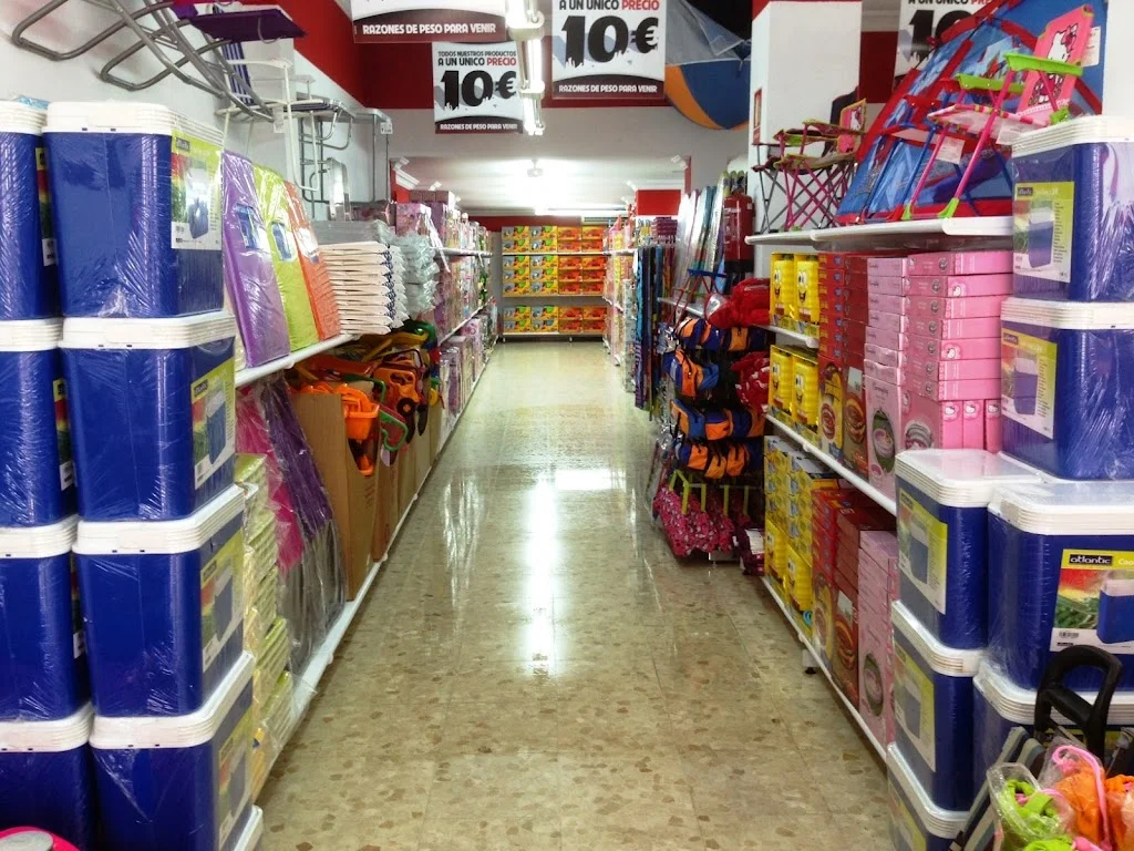 Foto 3 de Tiendas Eurodiez S.L.