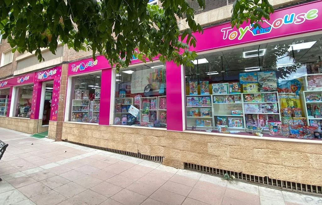 Toy House