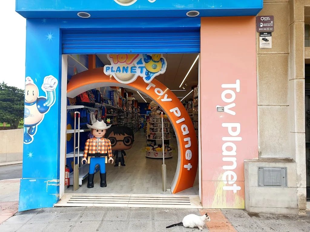 Toy Planet