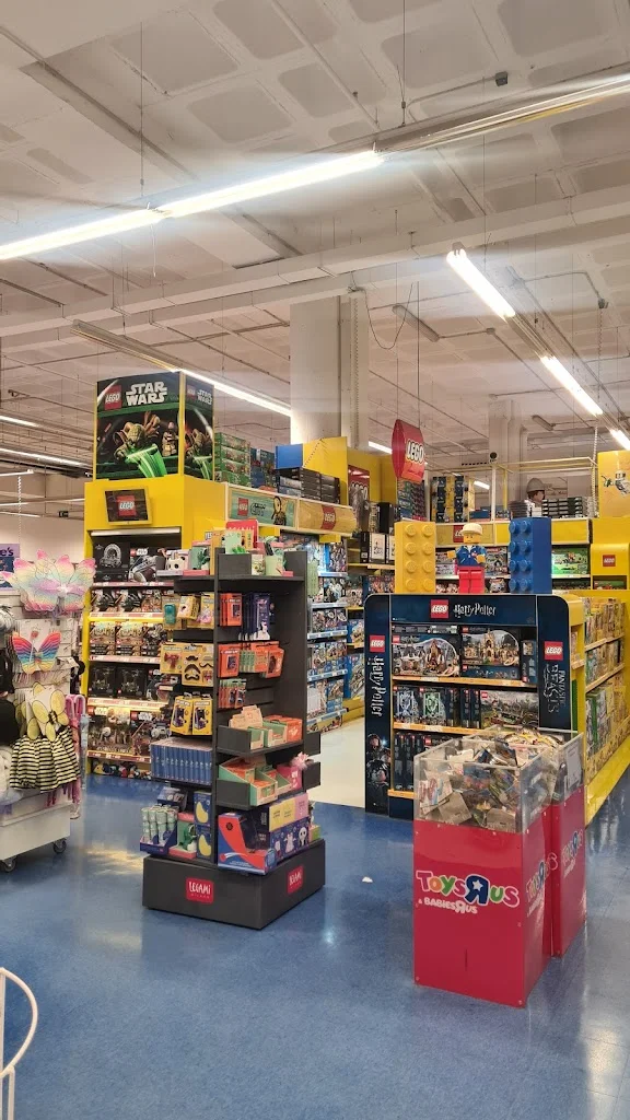 Toys"R"Us