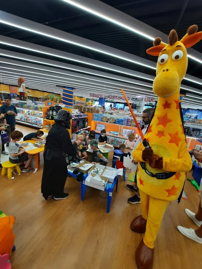 Toys"R"Us